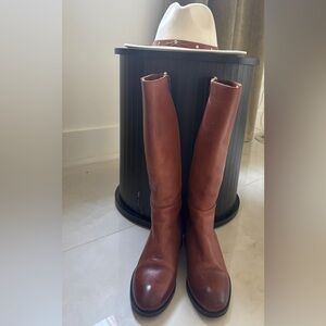 Woman’s Tall Leather Riding Boots in Chestnut Brown